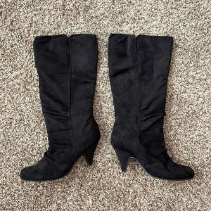 Black suede short heel boots size 8